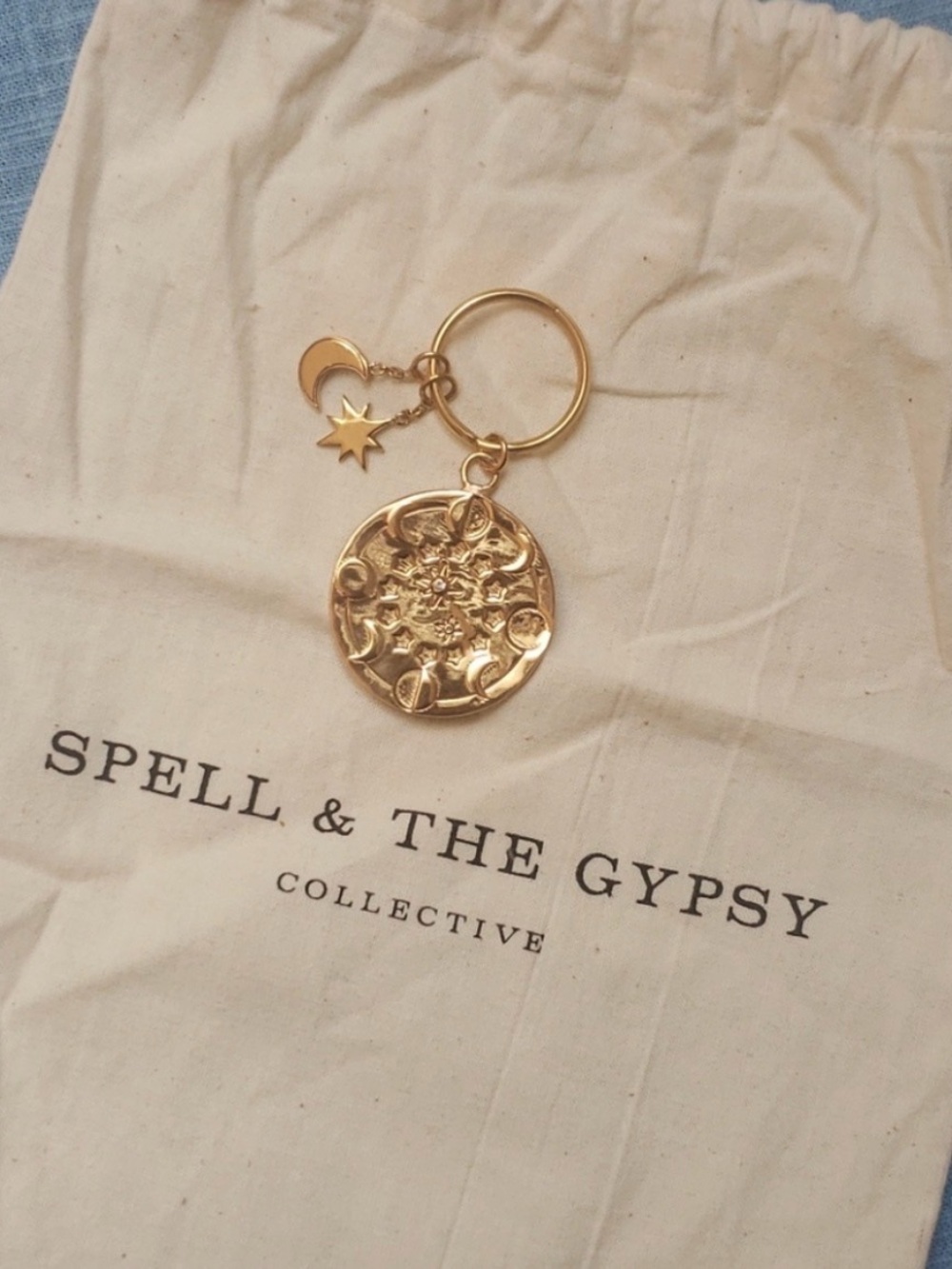 Spell Angels Mystic Celestial Medallion Key Ring Bohemian Gold Color Rare